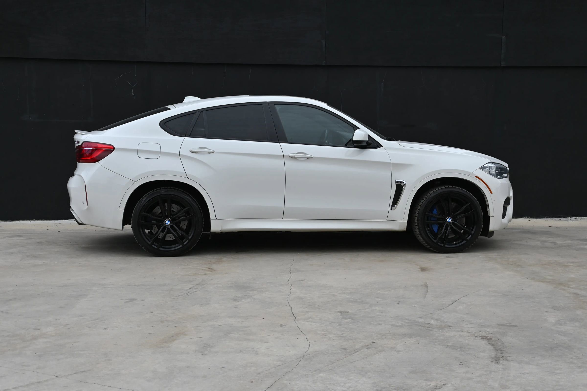 Used 2018 BMW X6 M AWD/4WD image 8