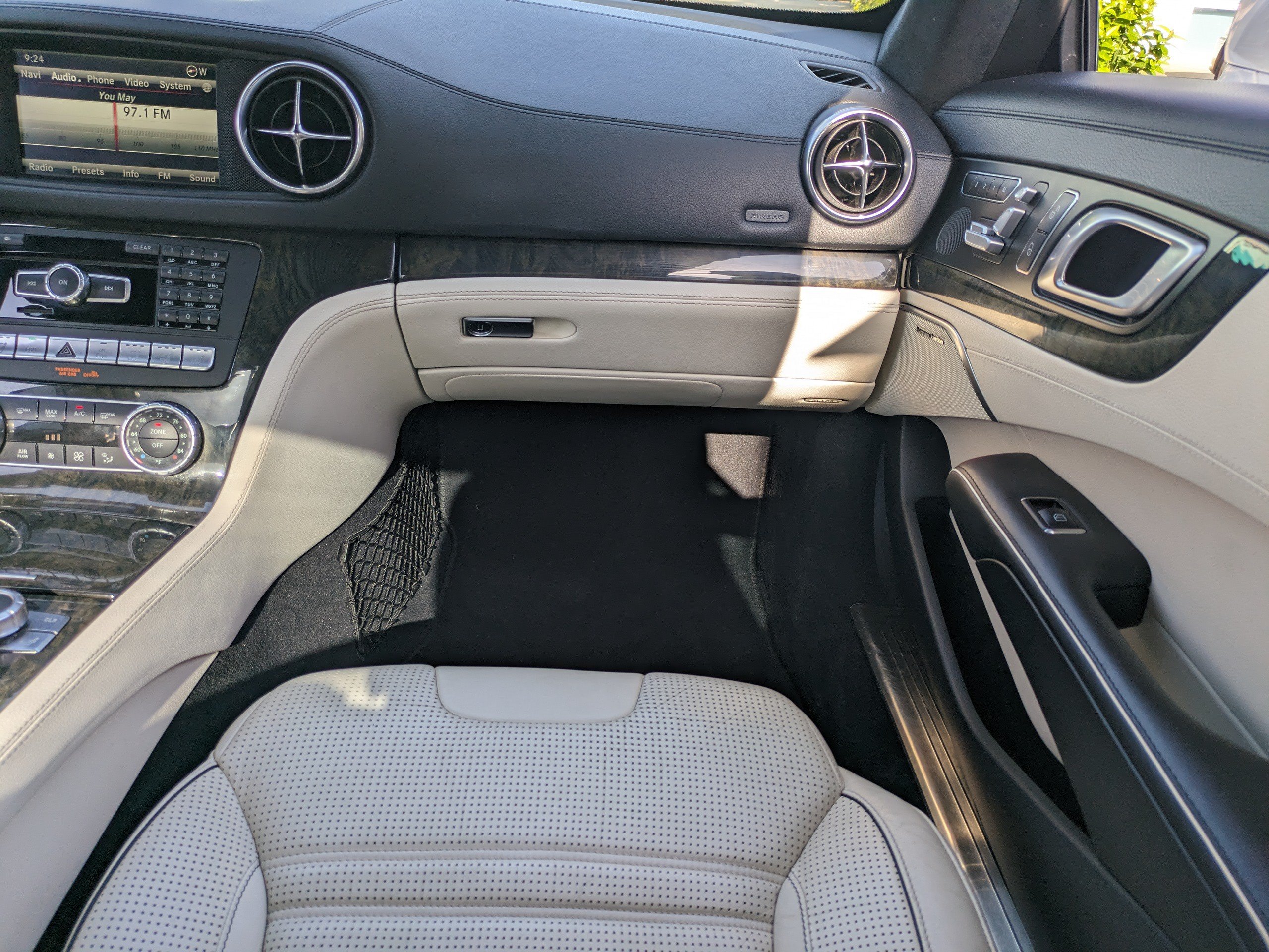 Used 2014 Mercedes-Benz SL 63 AMG image 18
