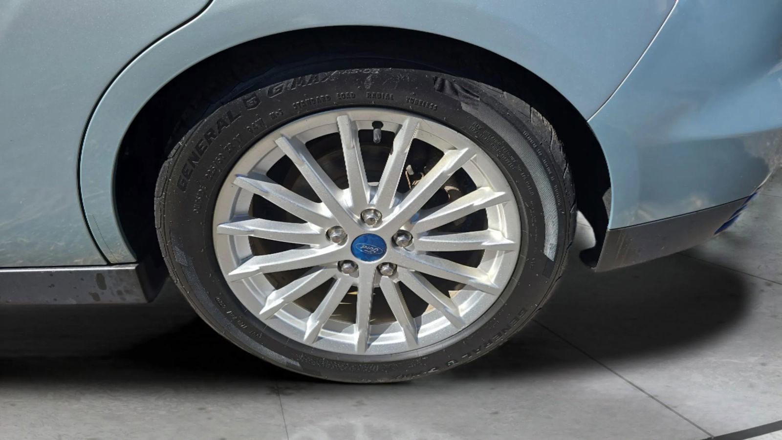 Used 2013 Ford C-MAX SEL image 29