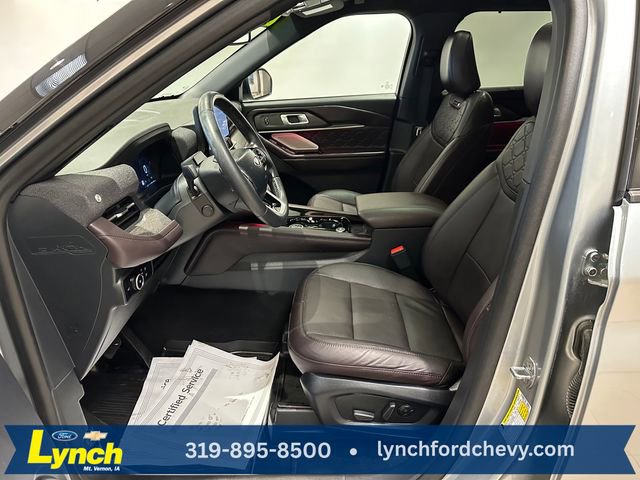 Used 2025 Ford Explorer Platinum w/ LUX Leather Package image 7