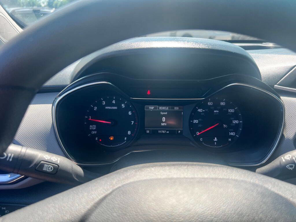 Used 2022 Chevrolet TrailBlazer LT w/ Driver Confidence Package image 8