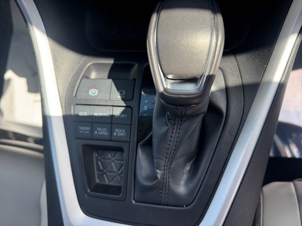Used 2025 Toyota RAV4 XLE Premium w/ Weather Package image 19