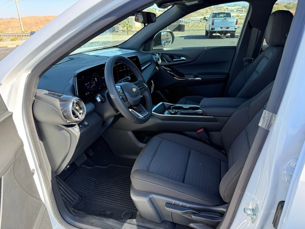 New 2026 Chevrolet Equinox LT image 11