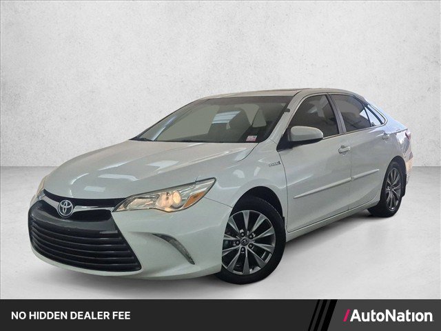 Used 2015 Toyota Camry XLE w/ Moonroof Package FWD image 1