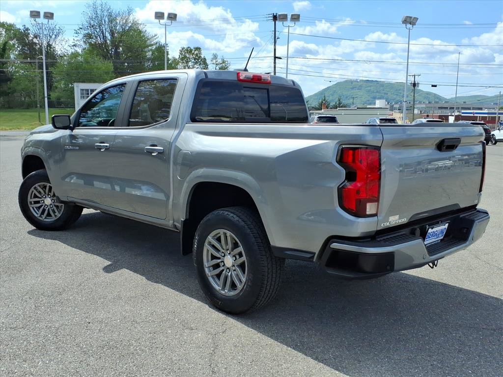Used 2023 Chevrolet Colorado LT w/ LT Convenience Package RWD image 6