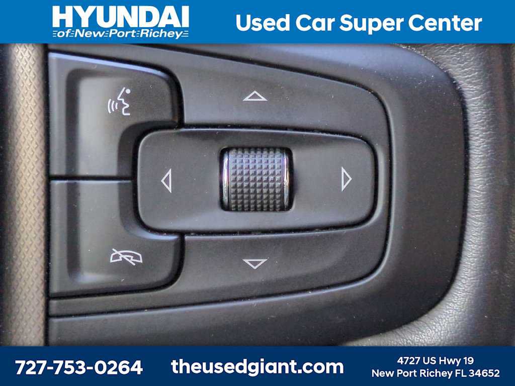 Used 2024 GMC Yukon XL Denali w/ Advanced Technology Package AWD/4WD image 31