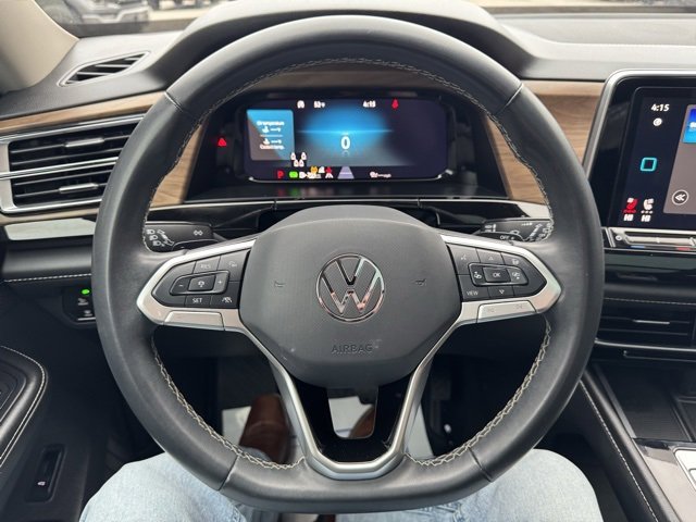 Used 2024 Volkswagen Atlas SE image 23