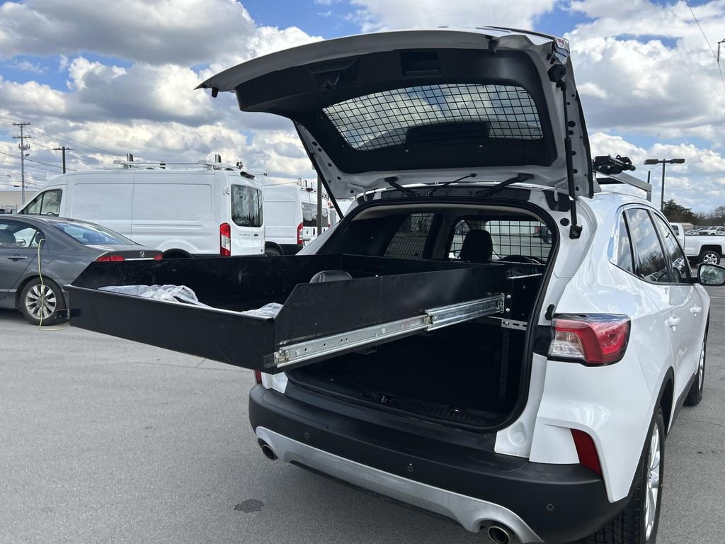 Used 2020 Ford Escape SE FWD image 16