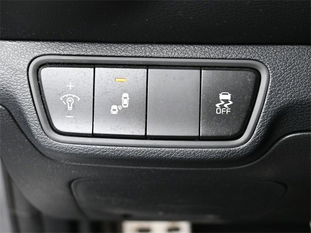 Used 2024 Kia Forte GT-Line image 13