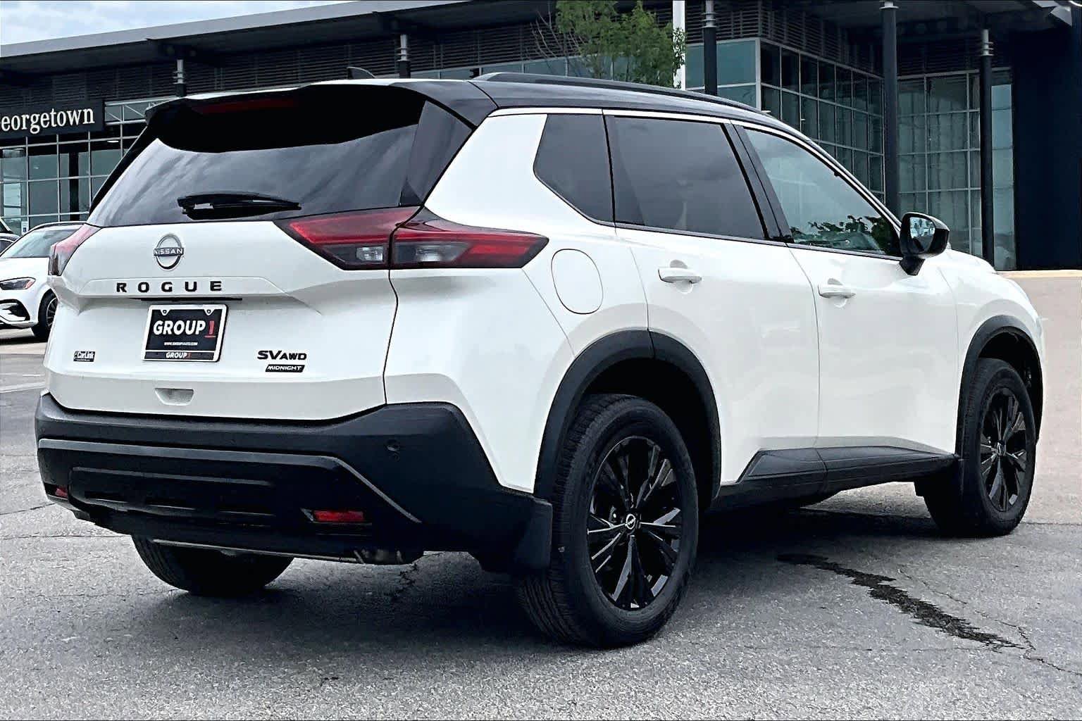 Used 2023 Nissan Rogue SV w/ SV Premium B Package AWD/4WD image 13