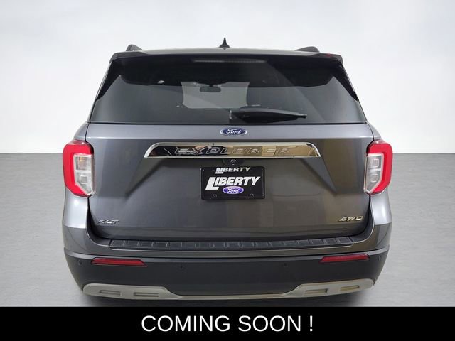 Used 2021 Ford Explorer XLT w/ Equipment Group 202A image 4