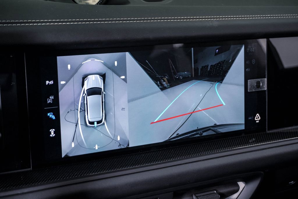 New 2026 Porsche Cayenne GTS image 23