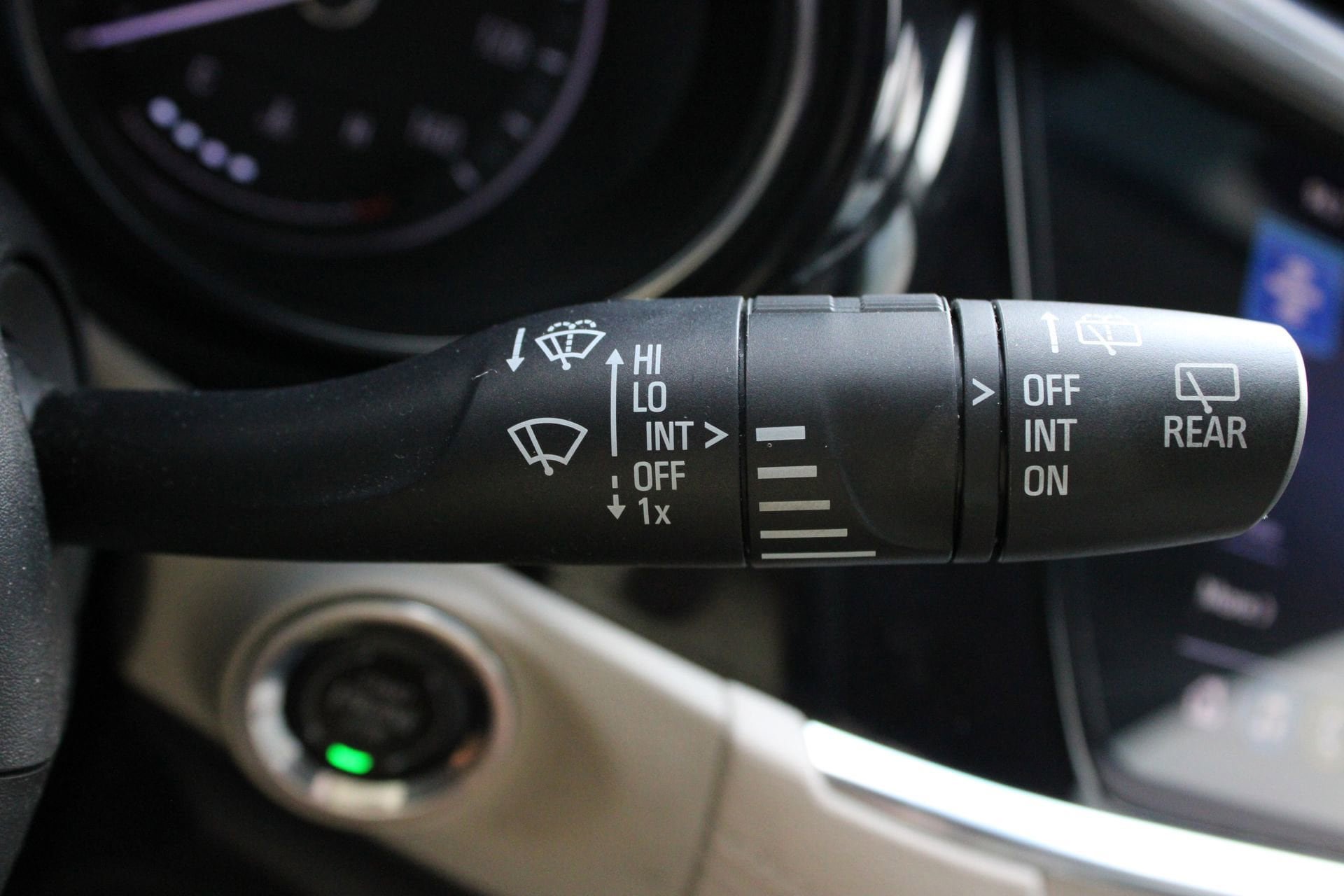 Used 2023 Buick Encore GX Select FWD image 30