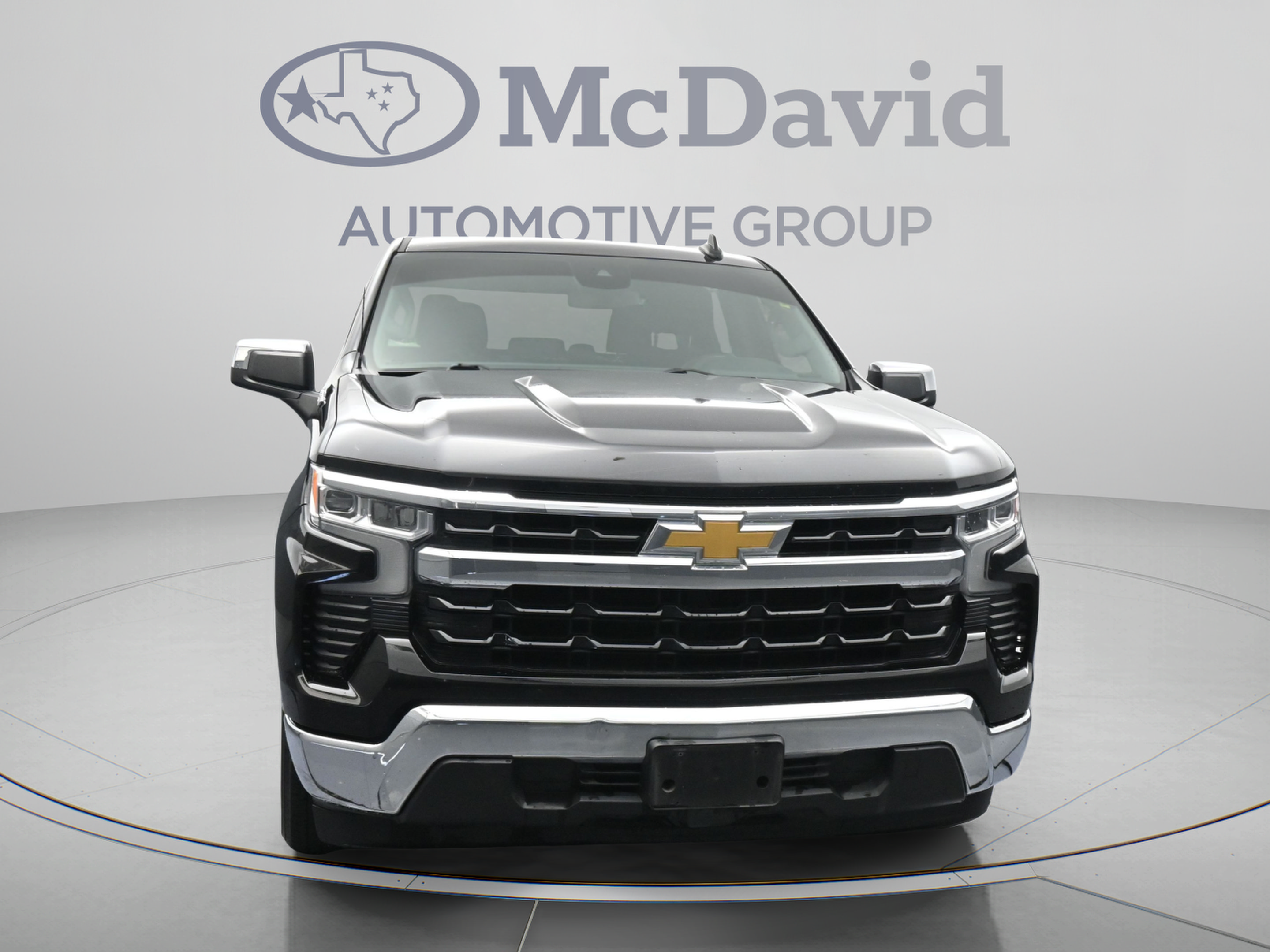 Used 2023 Chevrolet Silverado 1500 LT RWD image 2