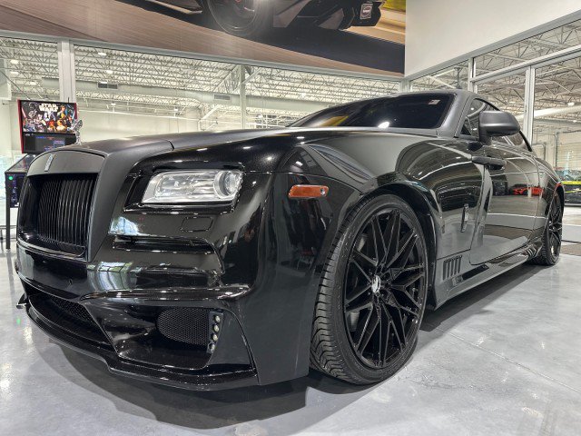 Used 2015 Rolls-Royce Wraith RWD image 24