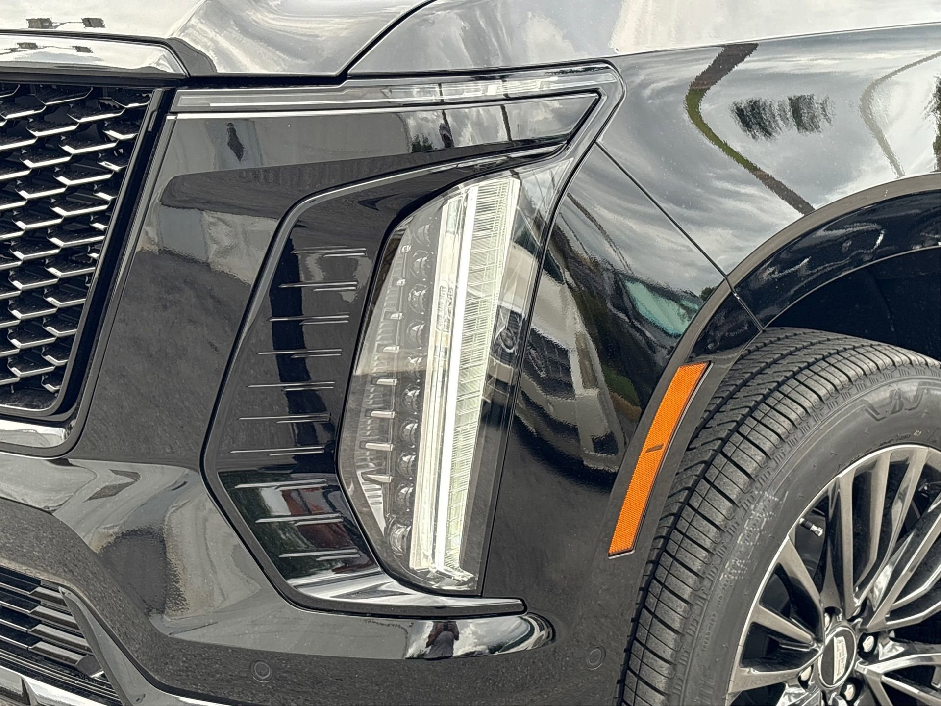 New 2026 Cadillac Escalade Platinum Sport AWD/4WD image 14