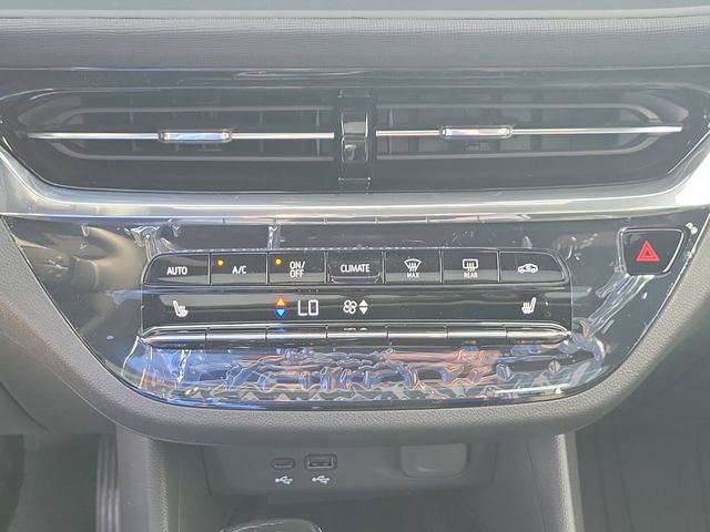 New 2026 Buick Envista Sport Touring FWD image 32