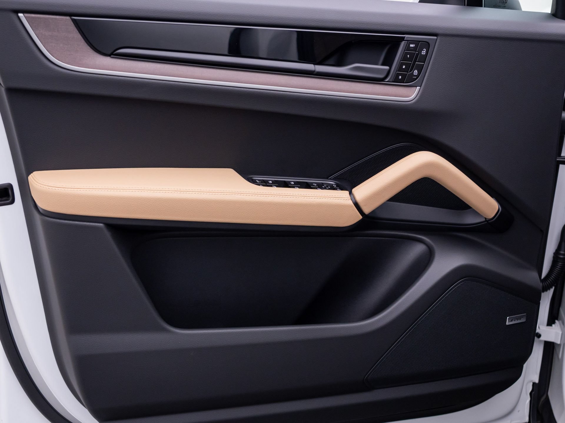 New 2026 Porsche Cayenne AWD/4WD image 14