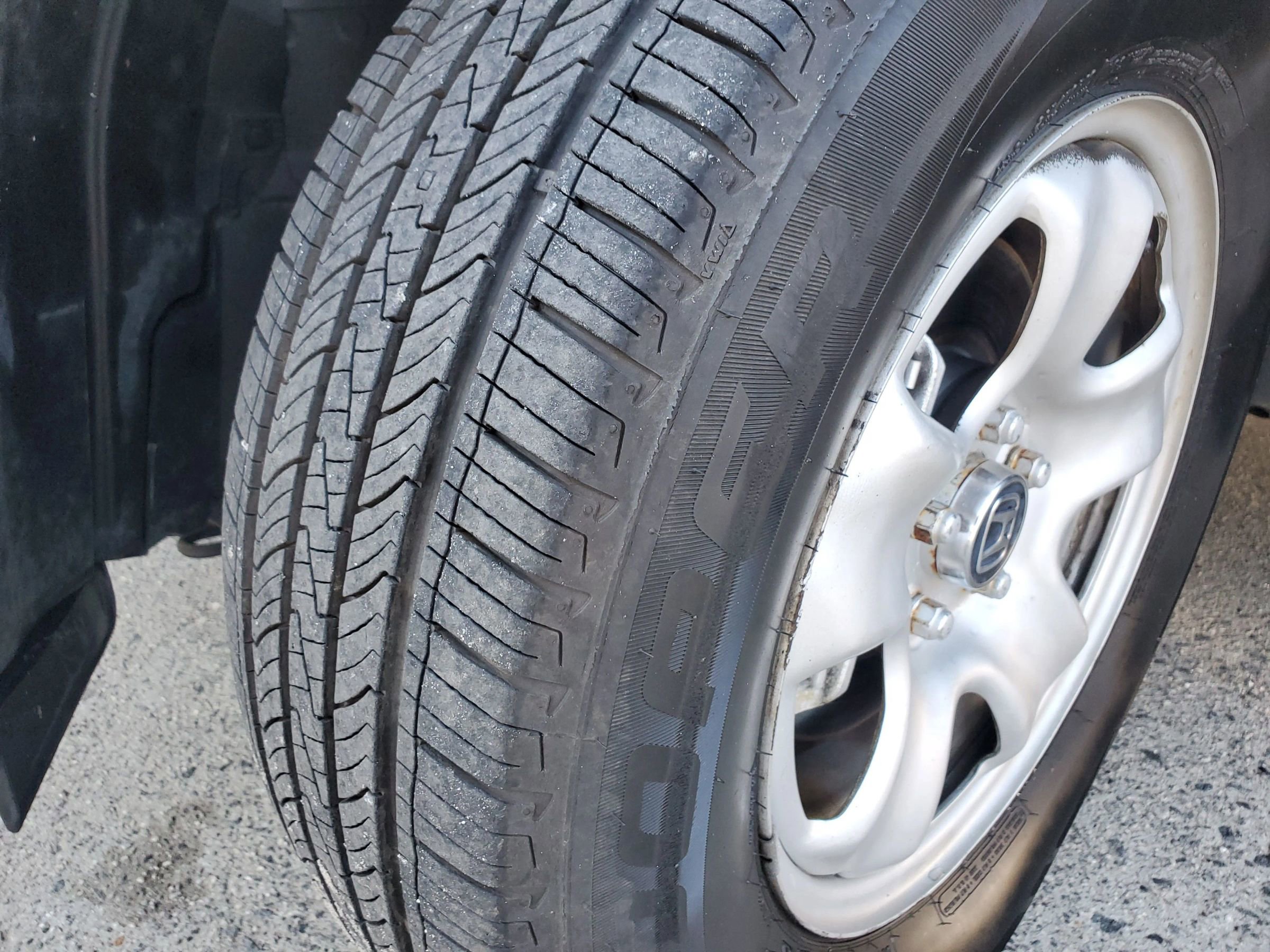 Used 2015 Honda CR-V LX image 47