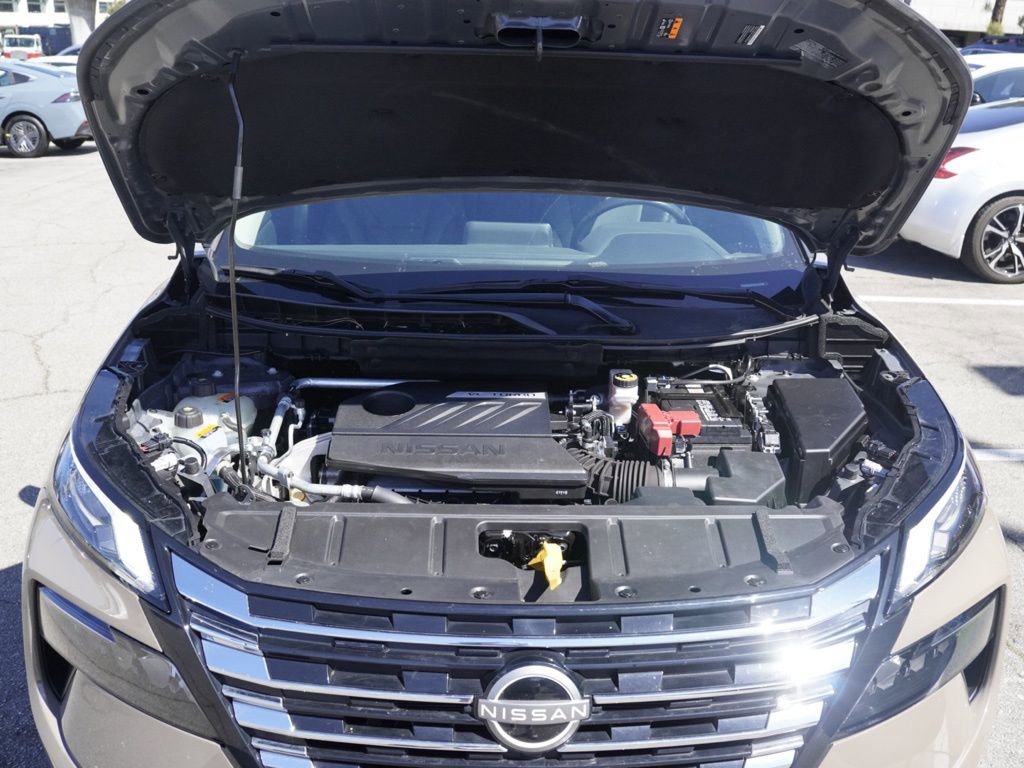 Certified 2024 Nissan Rogue SV w/ SV Premium Package FWD image 22