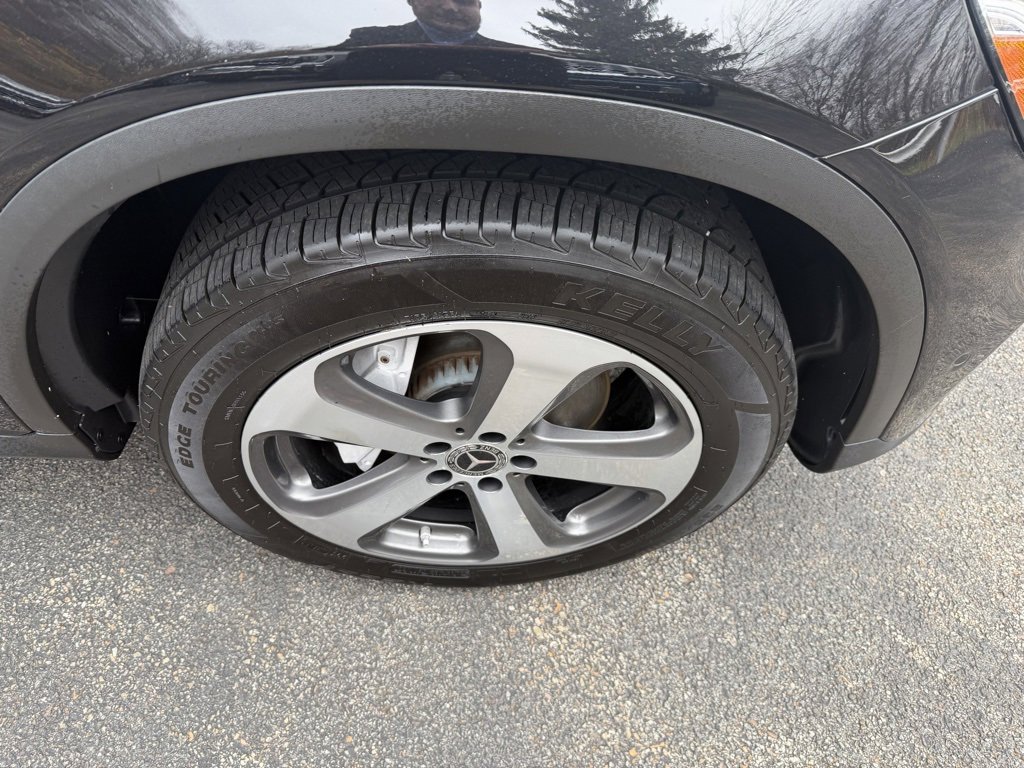 Used 2020 Mercedes-Benz GLC 300 4MATIC Coupe image 9