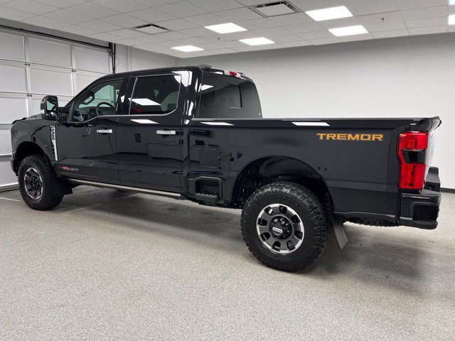 Used 2024 Ford F350 Platinum w/ Tremor Off-Road Package AWD/4WD image 7