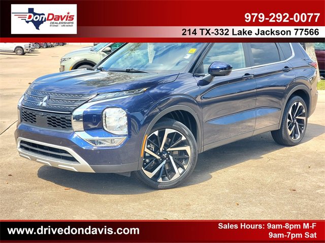 Used 2024 Mitsubishi Outlander SE