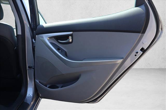 Used 2013 Hyundai Elantra GLS FWD image 26
