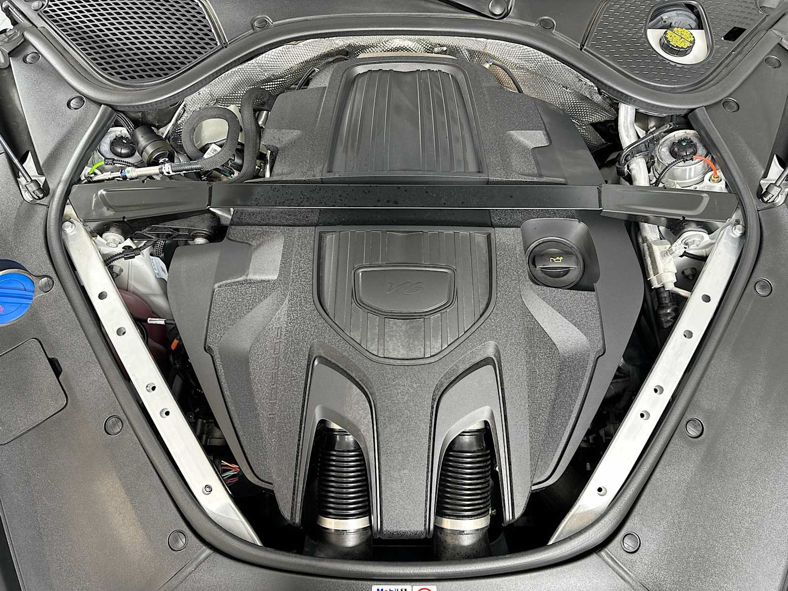 Certified 2024 Porsche Panamera 4 AWD/4WD image 30