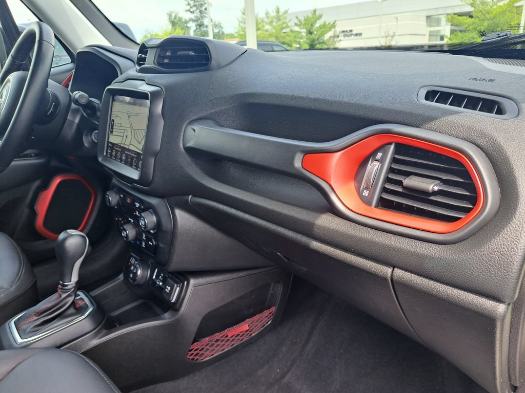 Used 2023 Jeep Renegade Trailhawk w/ Trailhawk Elite Group AWD/4WD image 28
