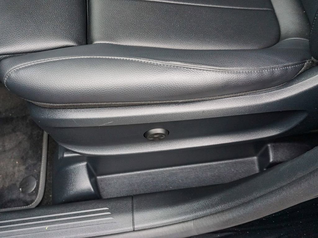 Used 2021 Mercedes-Benz GLA 250 image 20