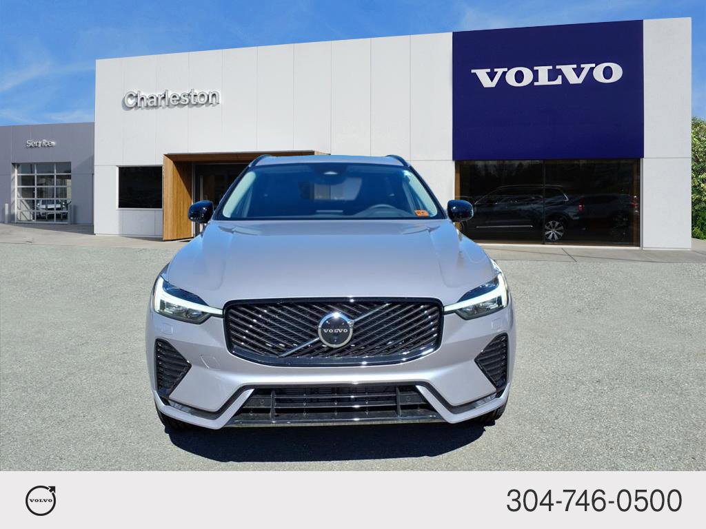 Certified 2026 Volvo XC60 B5 Plus w/ Climate Package AWD/4WD image 8