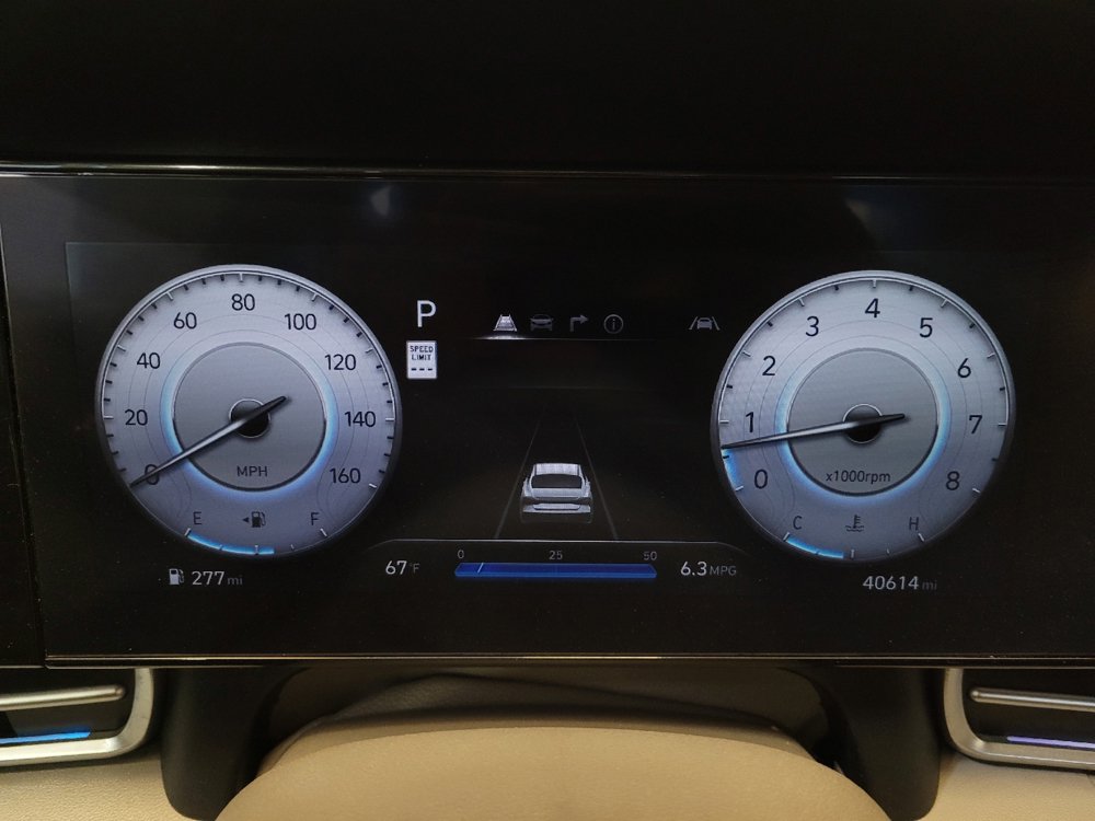 Used 2024 Hyundai Elantra SEL FWD image 23
