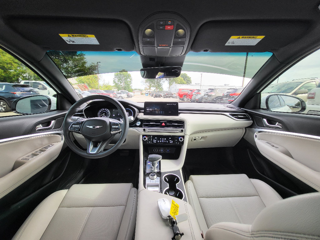 Used 2025 Genesis G70 2.5T AWD/4WD image 10