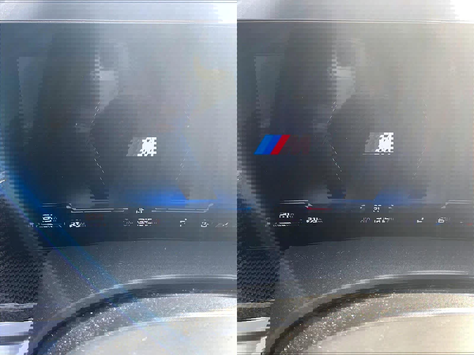 Used 2024 BMW X7 M60i w/ Executive Package image 20