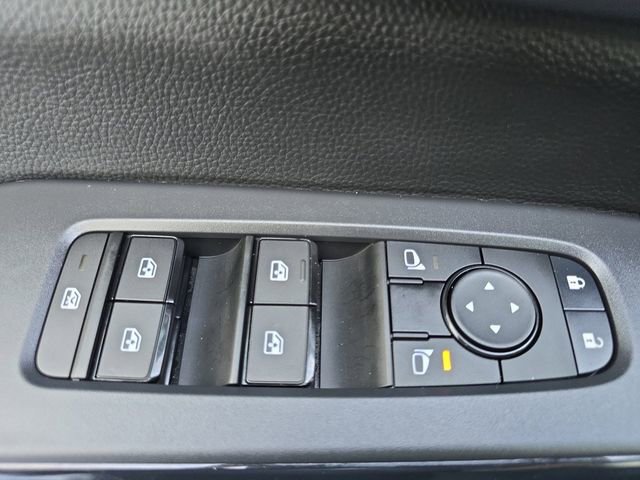 New 2026 Nissan Pathfinder SV image 29