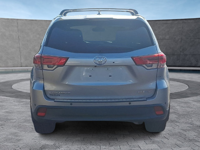 Used 2018 Toyota Highlander XLE w/ Protection Package #3 AWD/4WD image 3