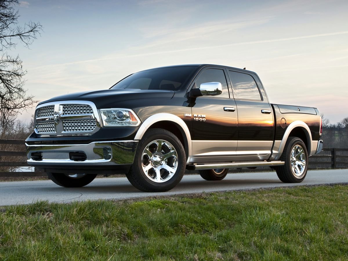 Used 2016 RAM 1500 Laramie w/ Convenience Group image 1