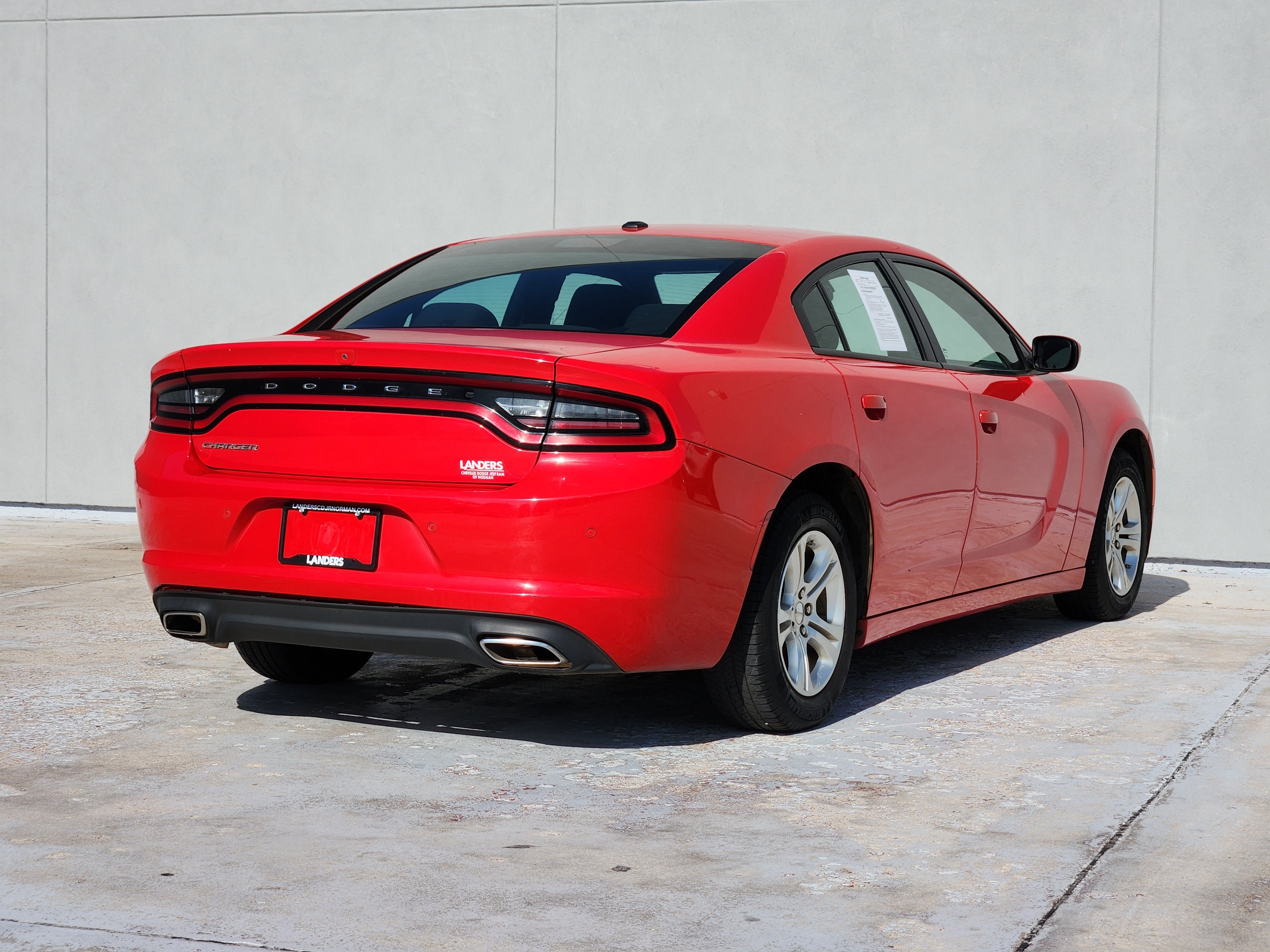 Used 2022 Dodge Charger SXT RWD image 8