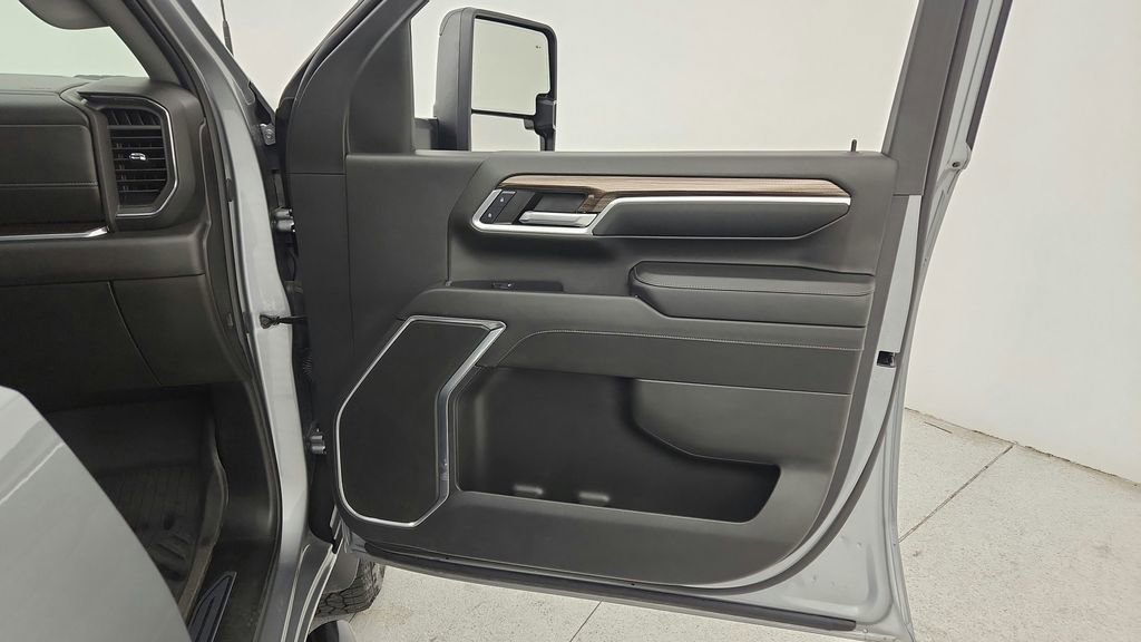 Used 2024 Chevrolet Silverado 2500 LT w/ Texas Edition AWD/4WD image 58