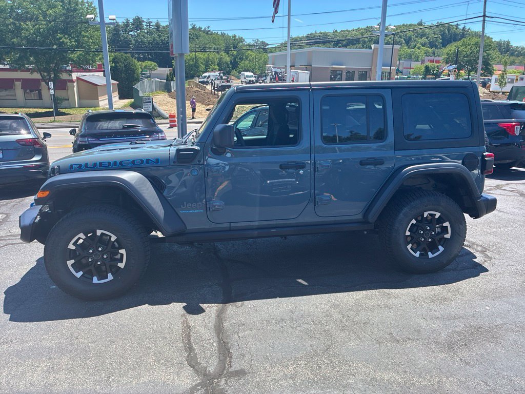 Used 2024 Jeep Wrangler Unlimited Rubicon 4xe AWD/4WD image 4