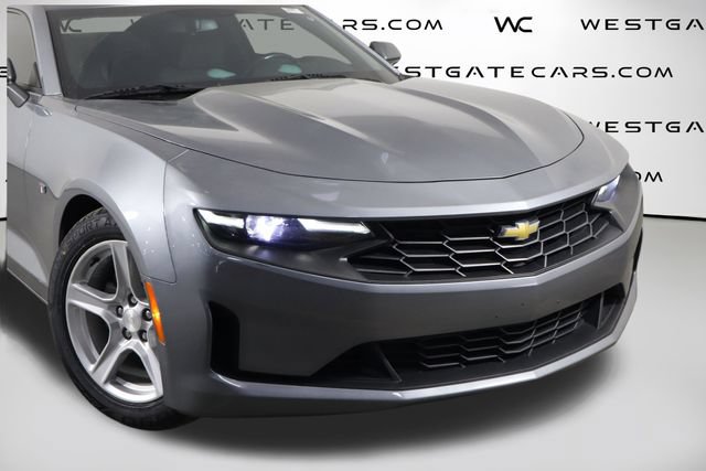 Used 2022 Chevrolet Camaro LT RWD image 46