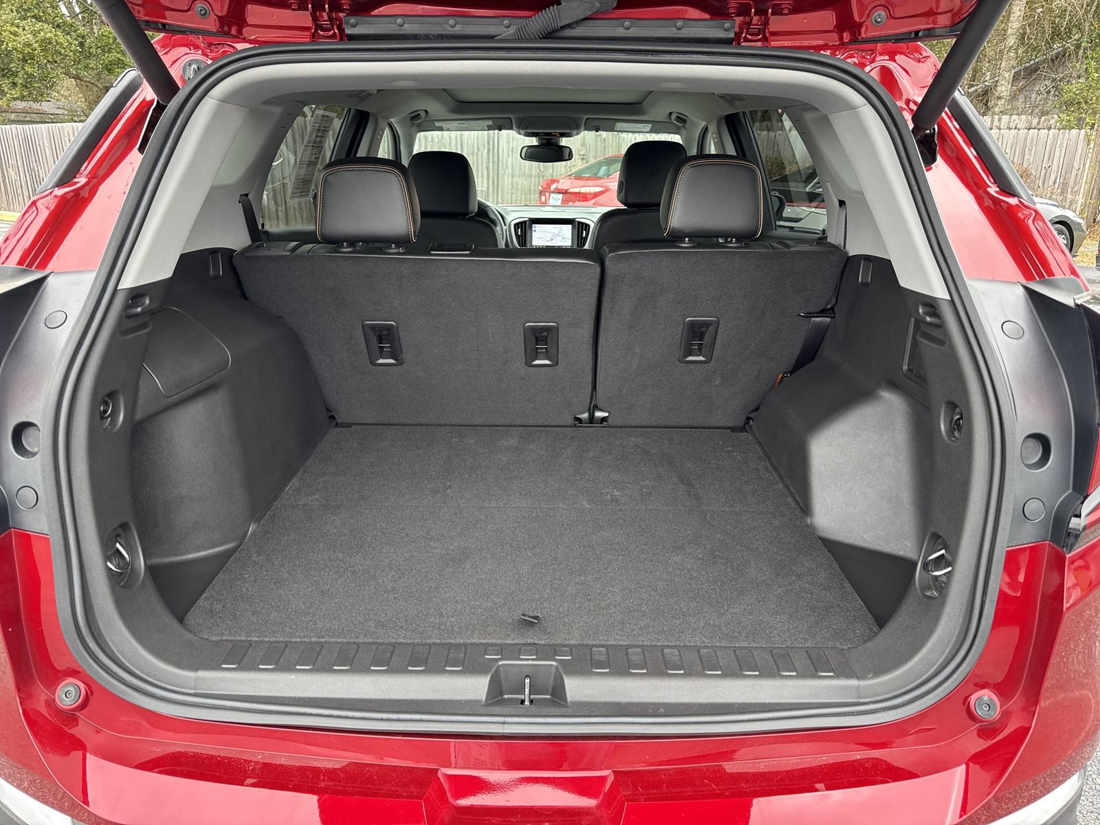 Used 2024 GMC Terrain AT4 w/ Infotainment Package II image 34