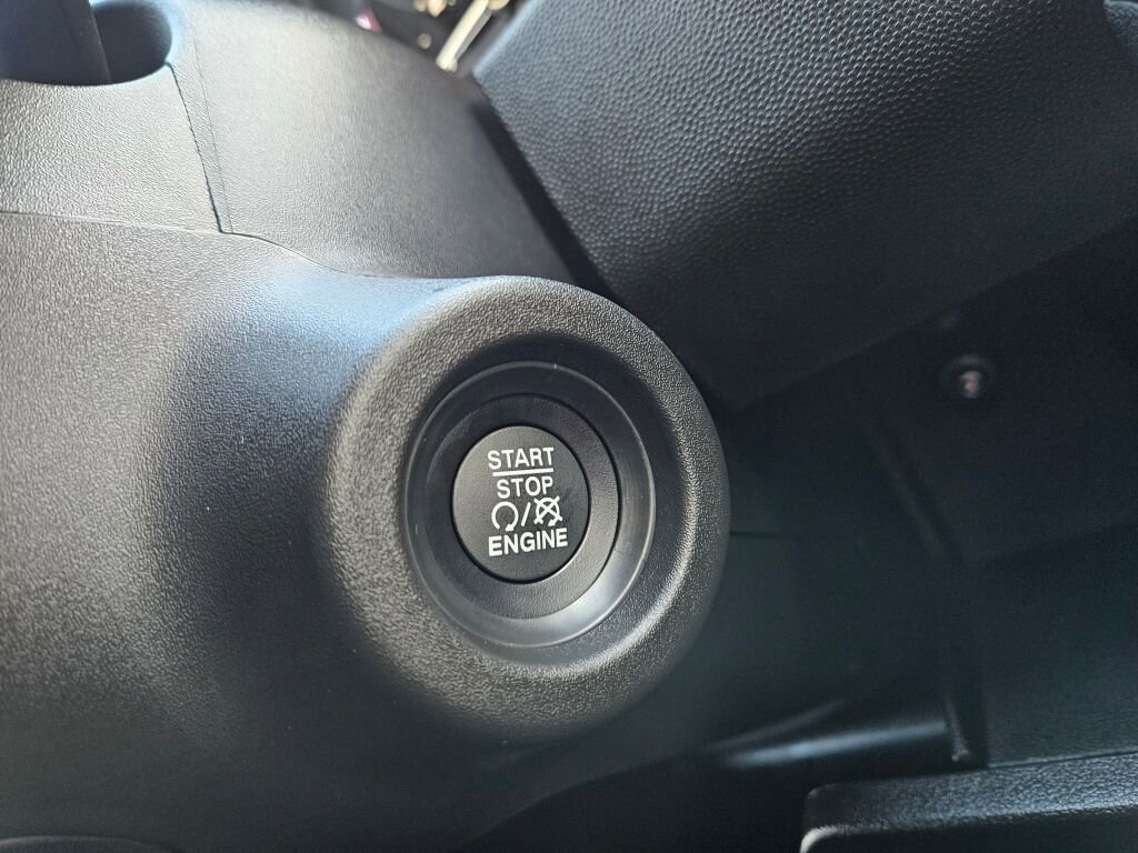 Used 2025 RAM ProMaster 2500 w/ Safety Group image 22