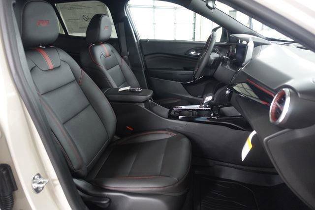 New 2026 Chevrolet Trax RS w/ Driver Confidence Package image 24