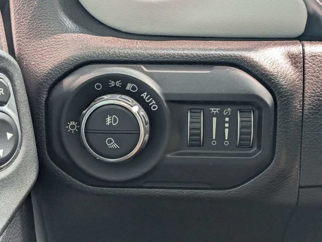 Used 2022 Jeep Gladiator Overland AWD/4WD image 21