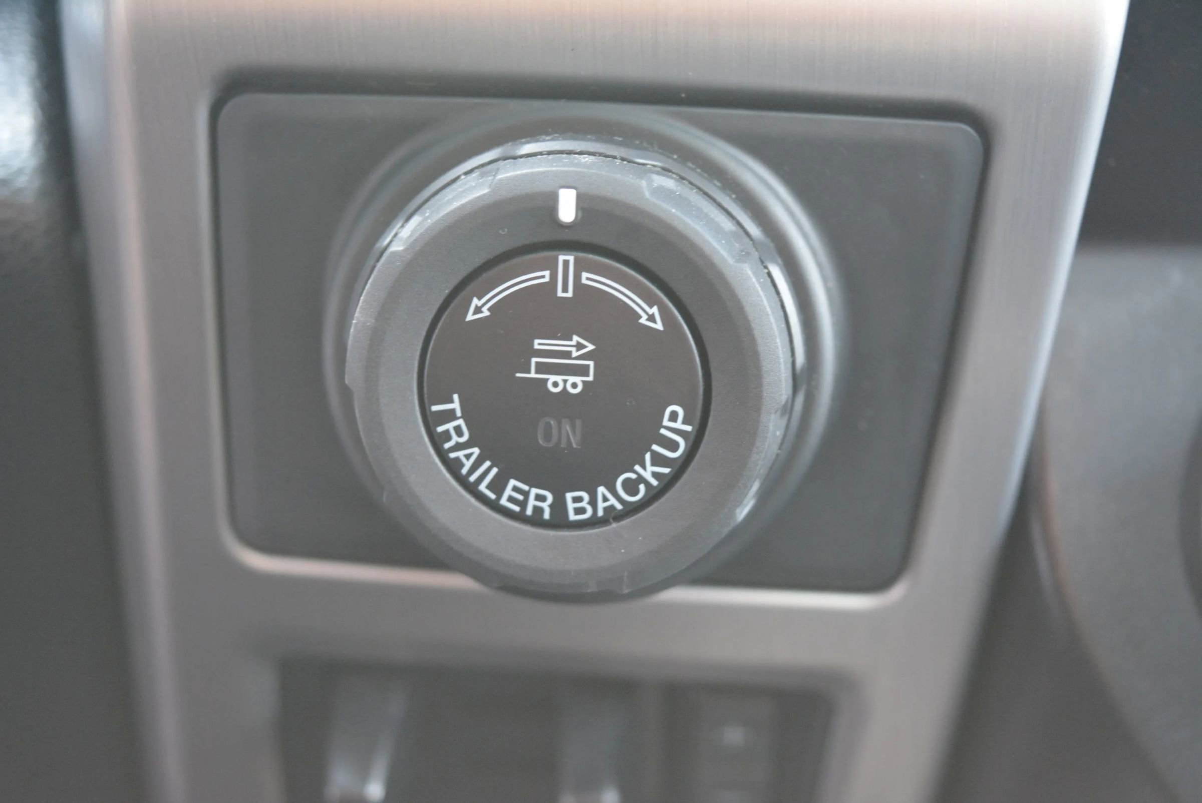 Used 2017 Ford F150 Platinum w/ Technology Package image 32