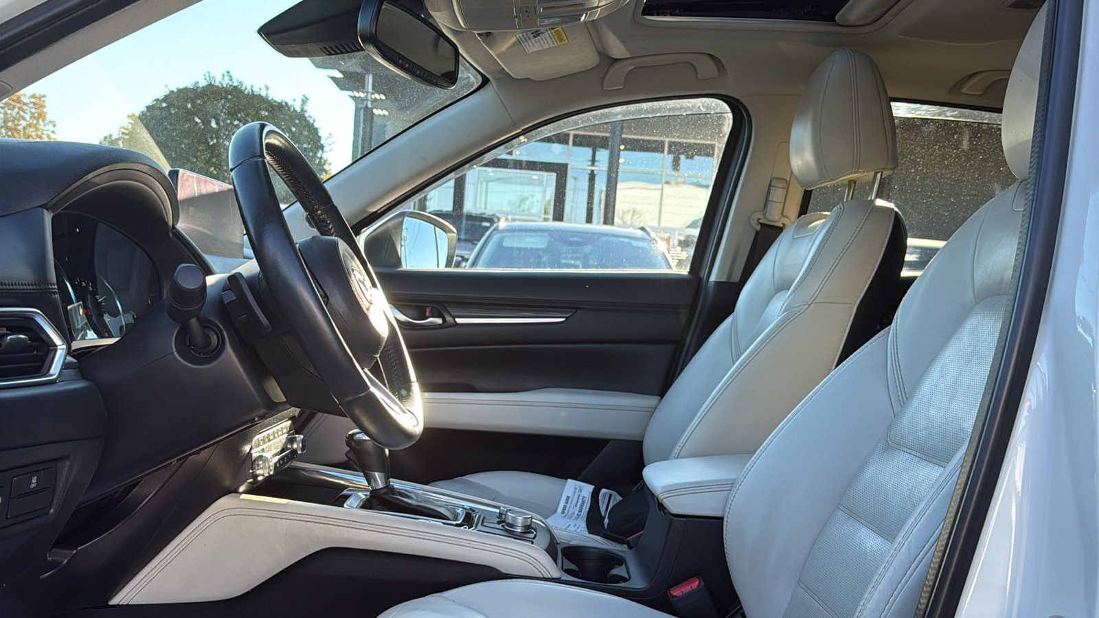 Certified 2022 MAZDA CX-5 AWD 2.5 S w/ Premium Plus Pkg image 10