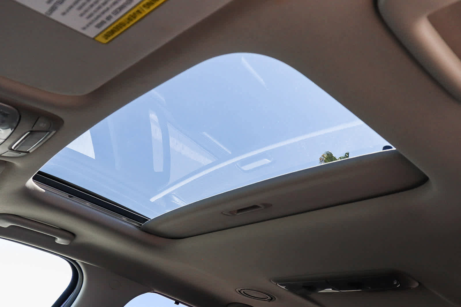 Used 2022 Kia Telluride EX w/ EX Premium Package image 34