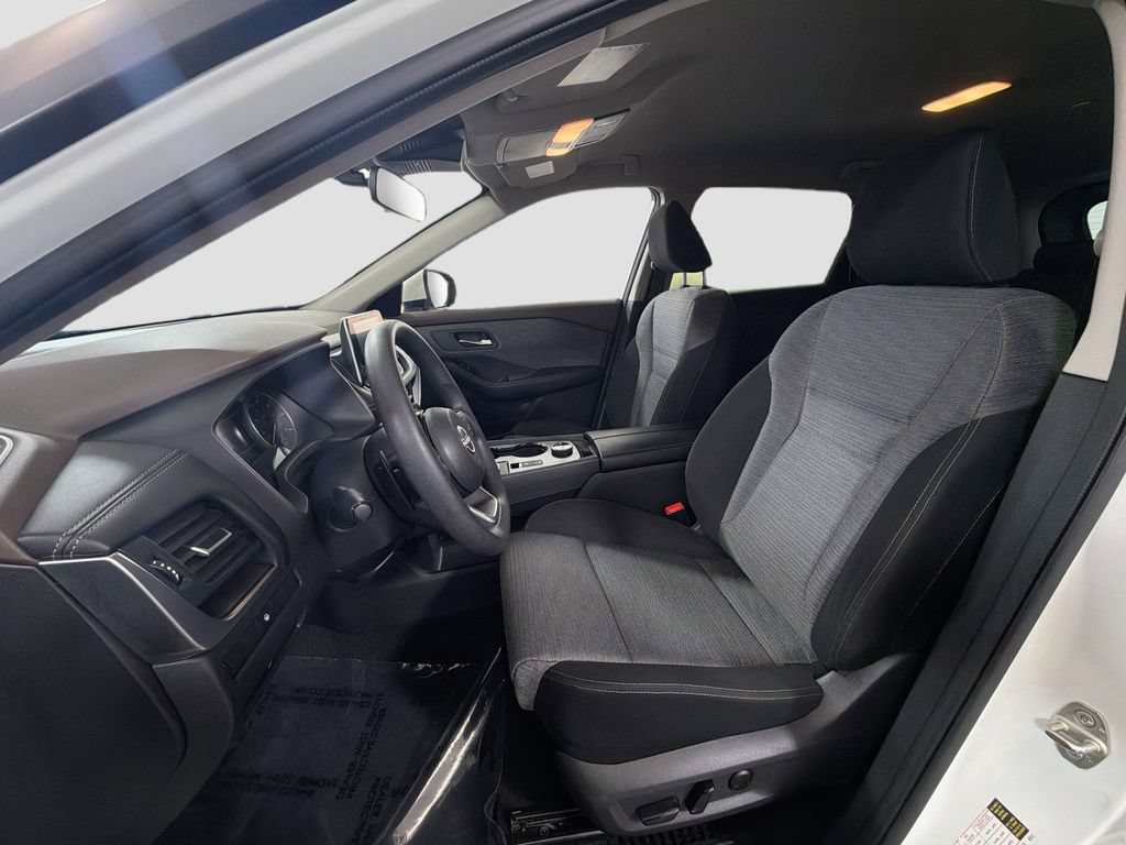 Used 2023 Nissan Rogue SV AWD/4WD image 21